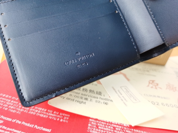 LVコピーウォレット素材ディテール